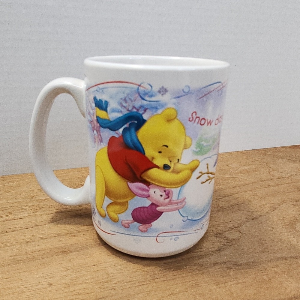 DISNEY Winnie the Pooh "Snow Day Time For Play" Ceramic 12 oz Coffee Mug